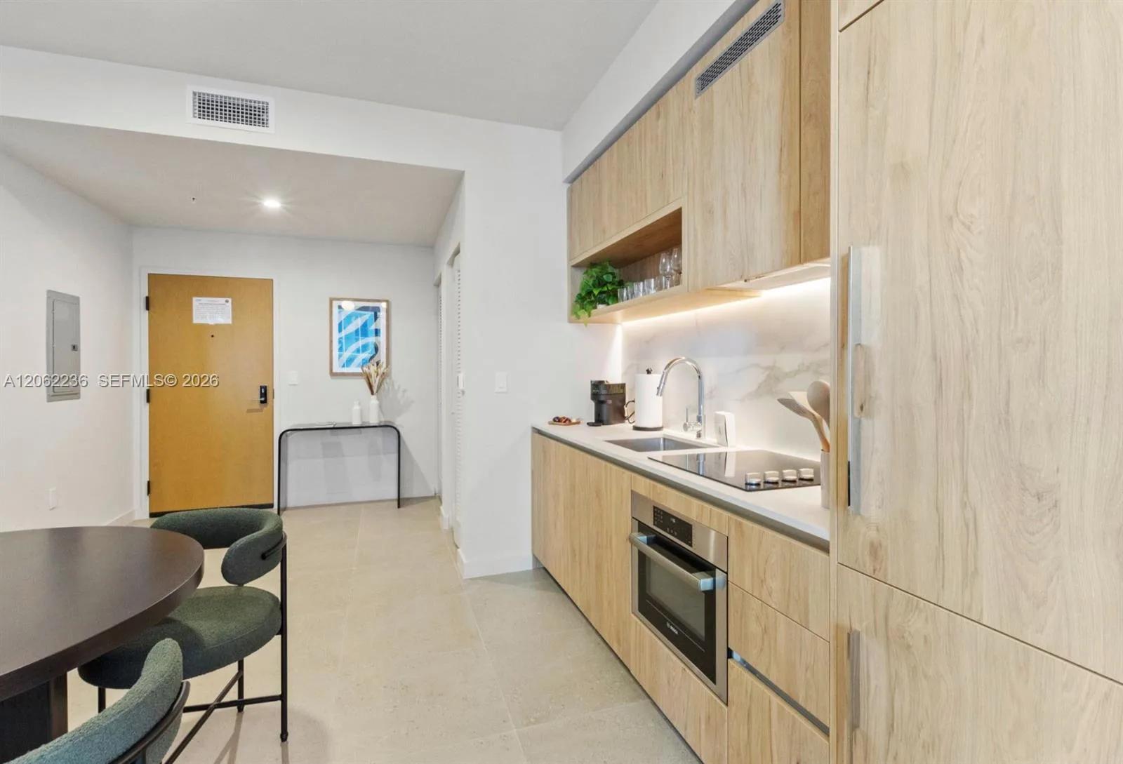 11 NE 6th St # 2303, Miami, FL 33132 photo 6