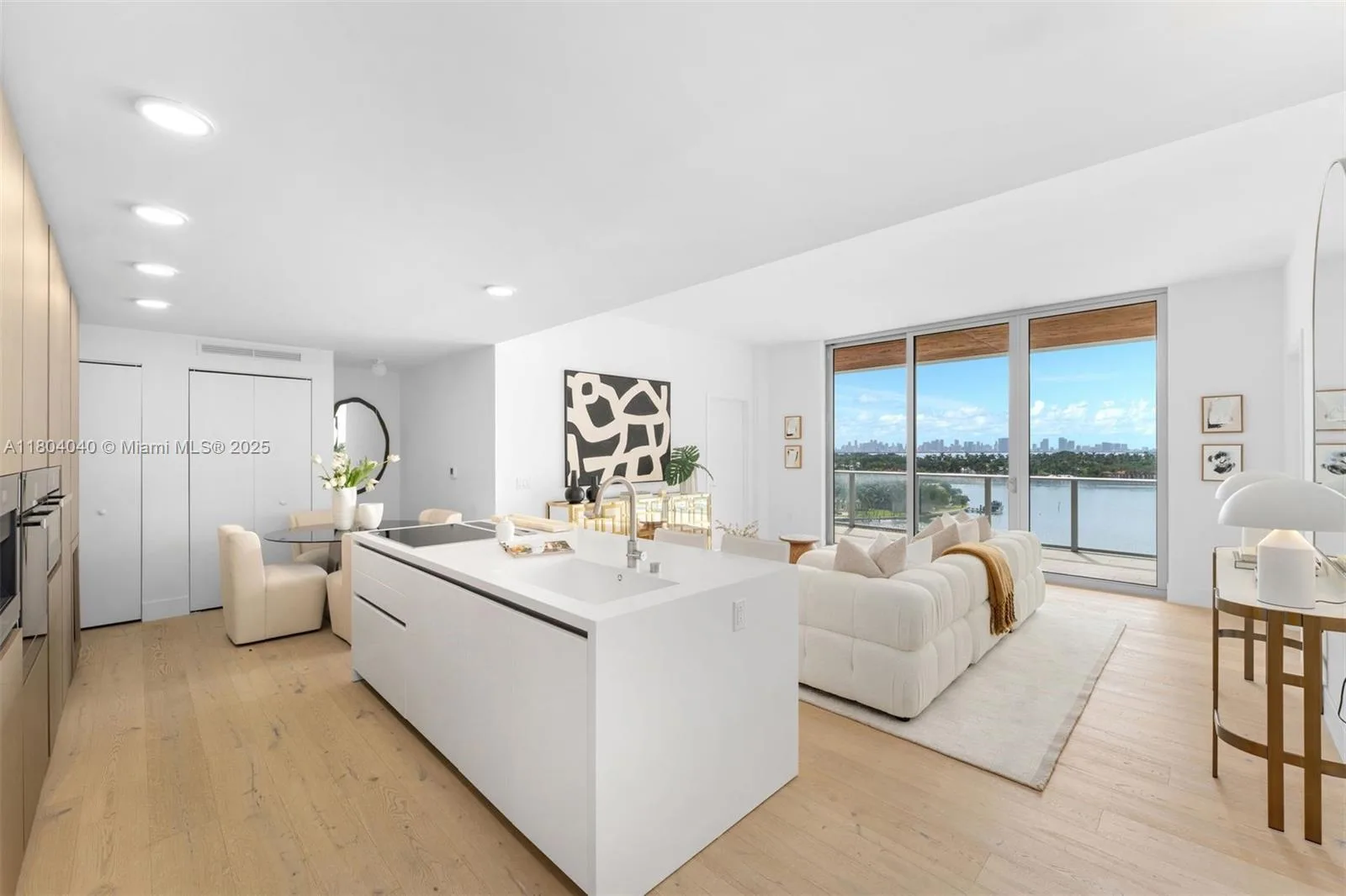 6800 Indian Creek Dr # 7B, Miami Beach, FL 33141