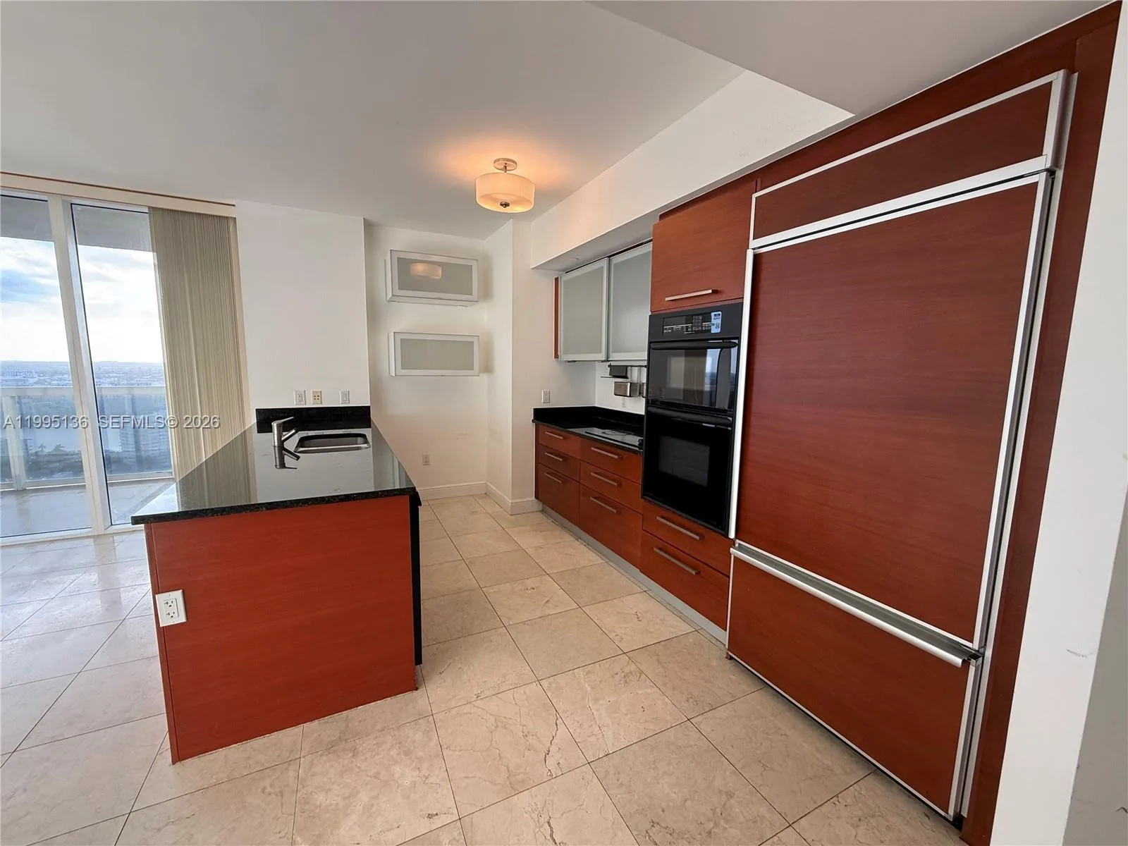 1830 S Ocean Dr # 3006, Hallandale Beach, FL 33009 photo 8