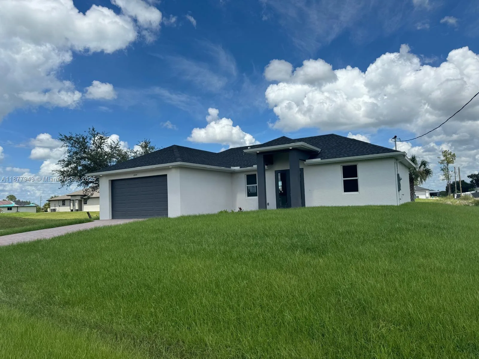 2044 Crawford Ave N, Lehigh Acres, FL 33971 photo 2