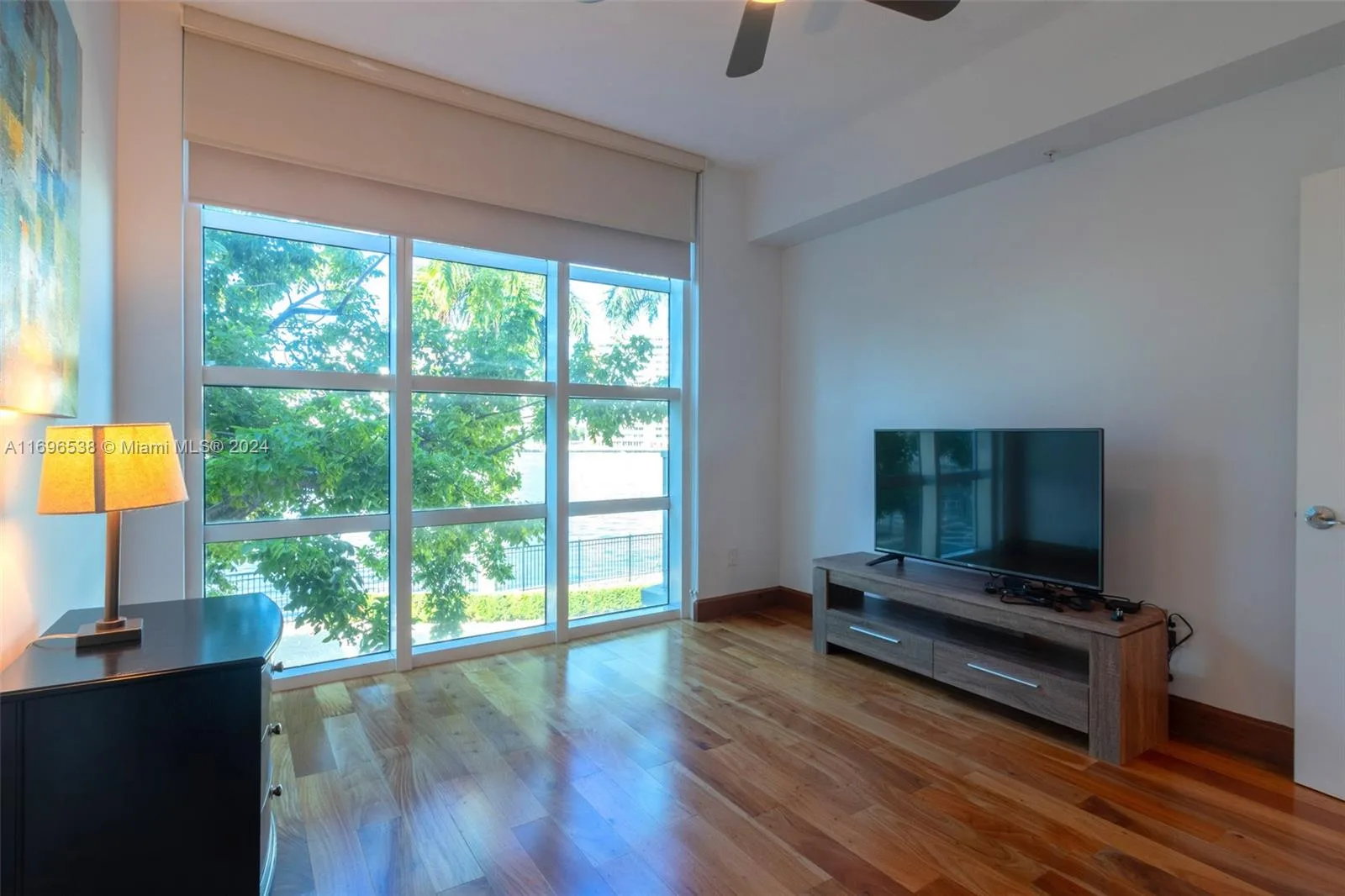 1945 S Ocean Dr # M5, Hallandale Beach, FL 33009 photo 7