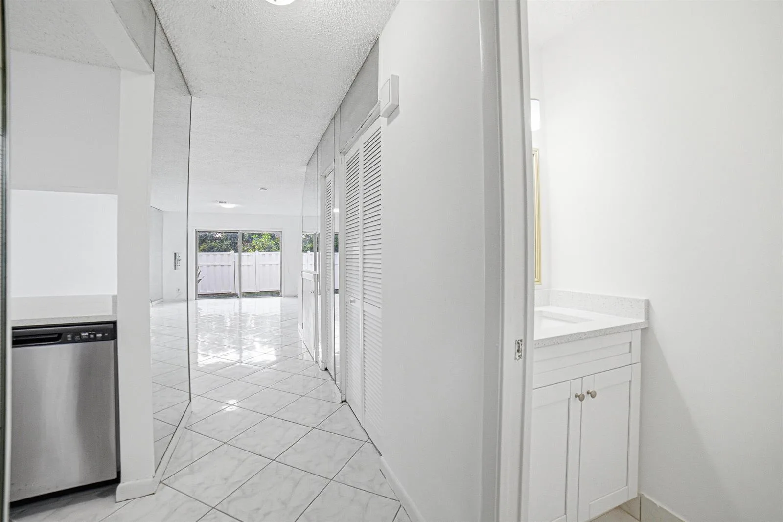 8207 FAIRWAY Road # ., Sunrise, FL 33351 photo 6