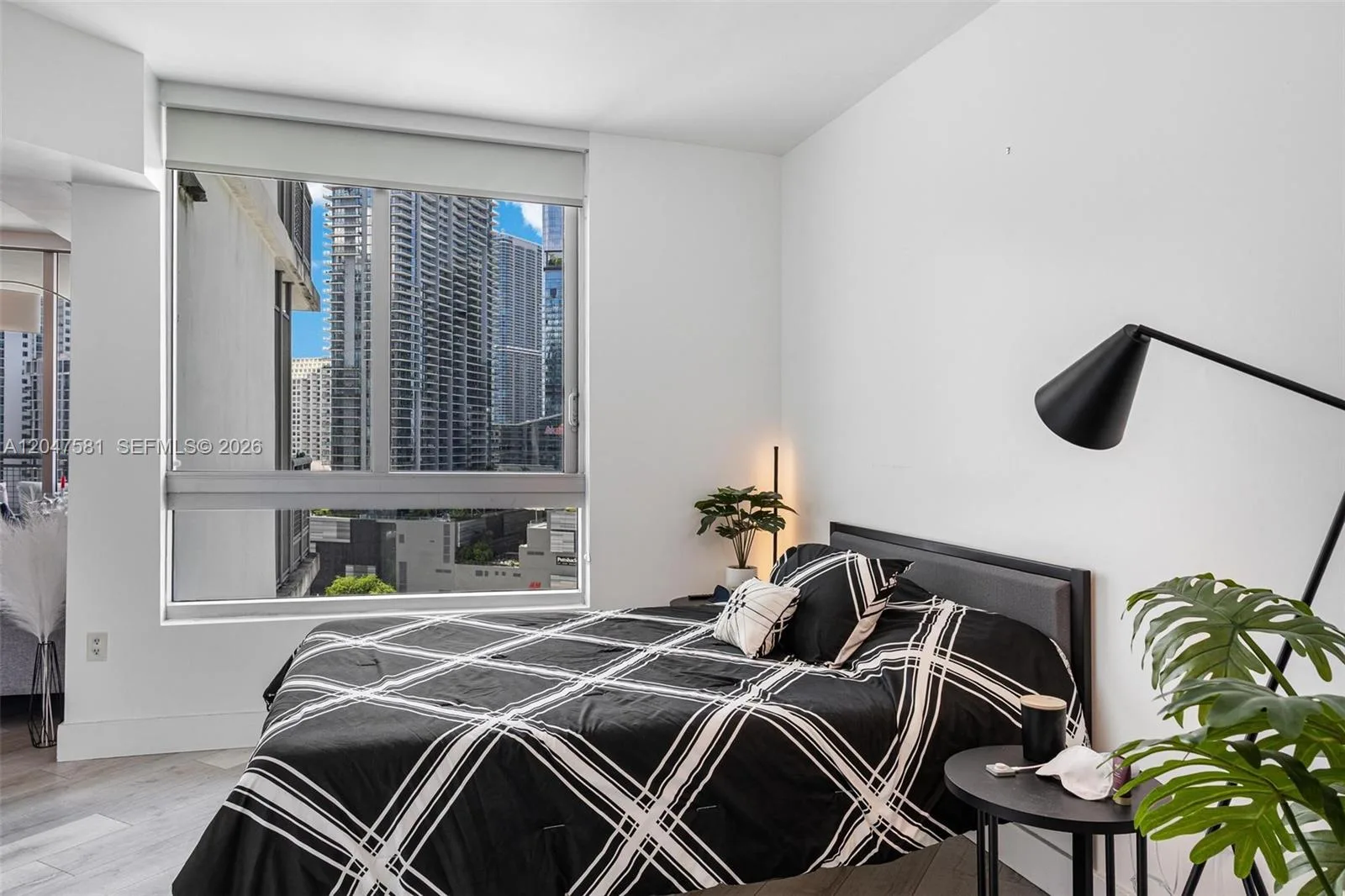 350 S Miami Ave # 2108, Miami, FL 33130 photo 13