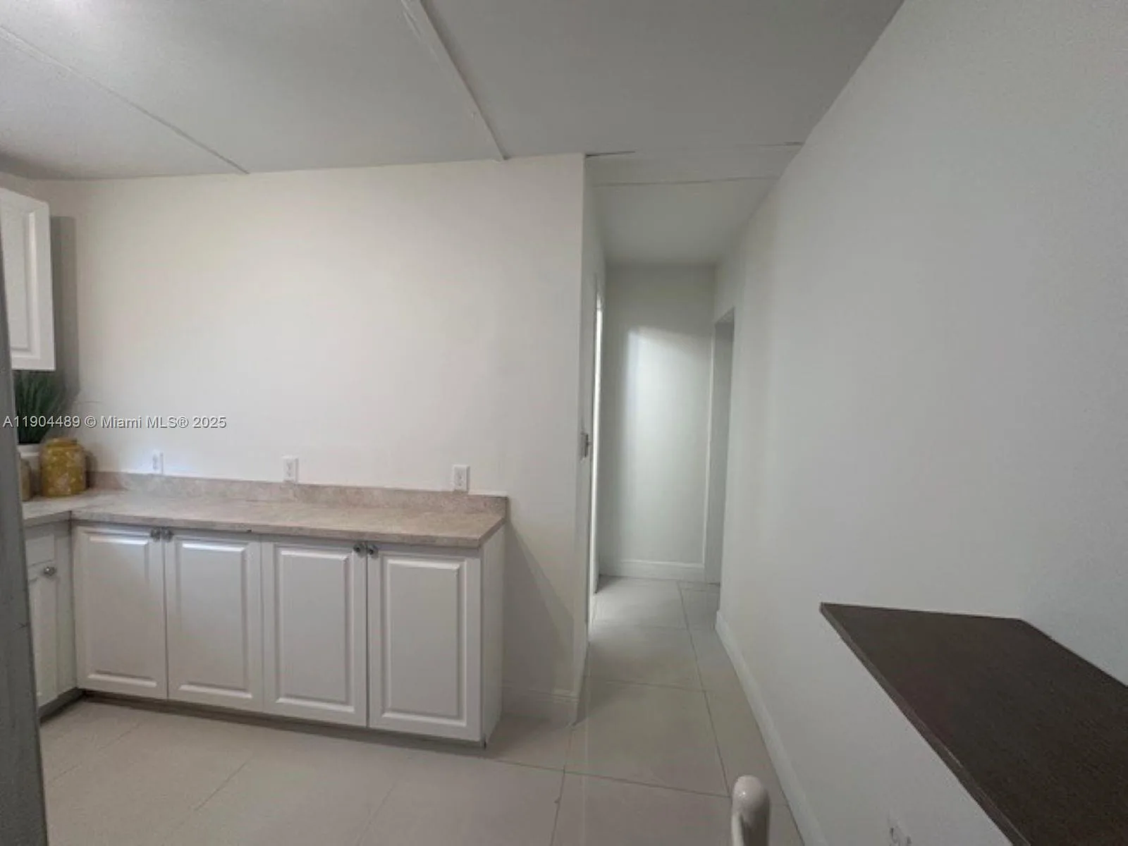 2898 NW 6th Ct, Fort Lauderdale, FL 33311 photo 9