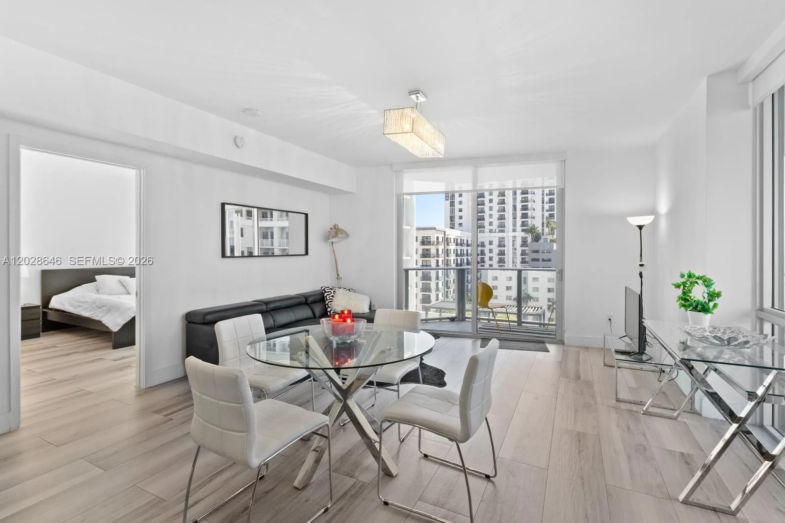 1010 SW 2nd Ave # 609, Miami, FL 33130 photo 3