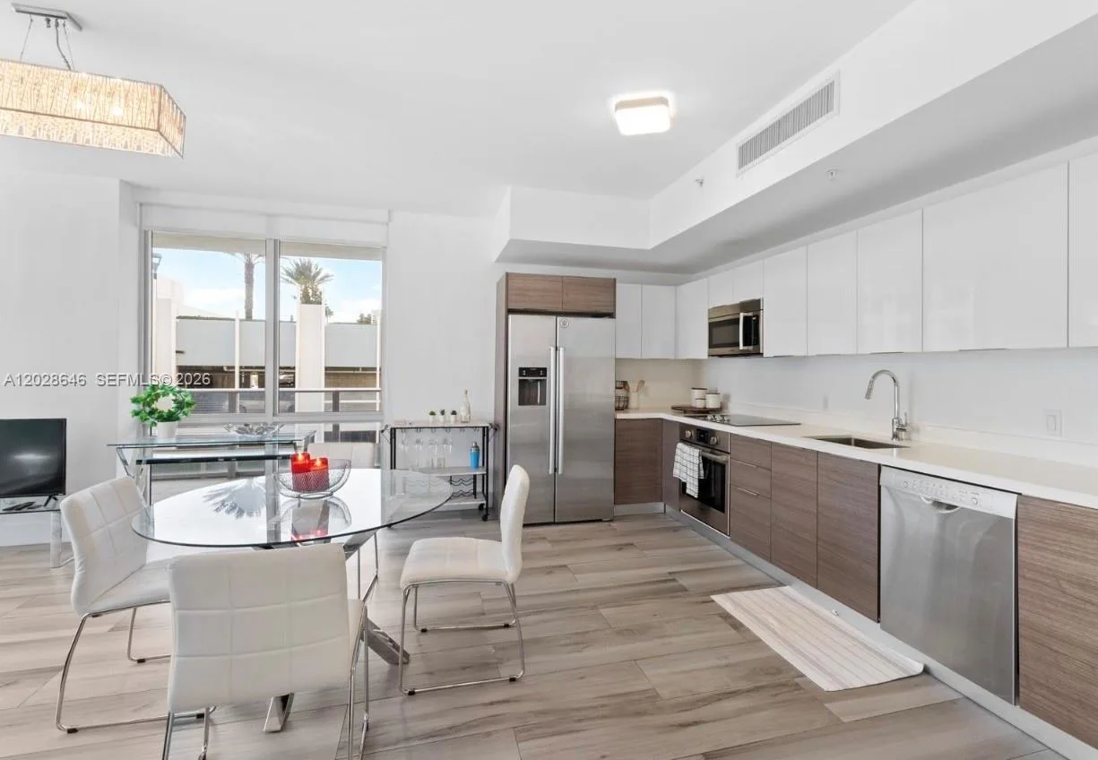 1010 SW 2nd Ave # 609, Miami, FL 33130 photo 6
