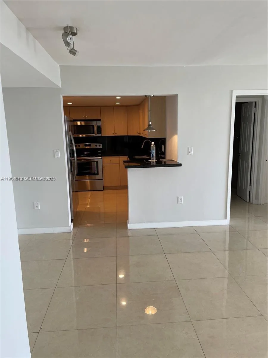 13155 Ixora Ct # 901, North Miami, FL 33181 photo 2