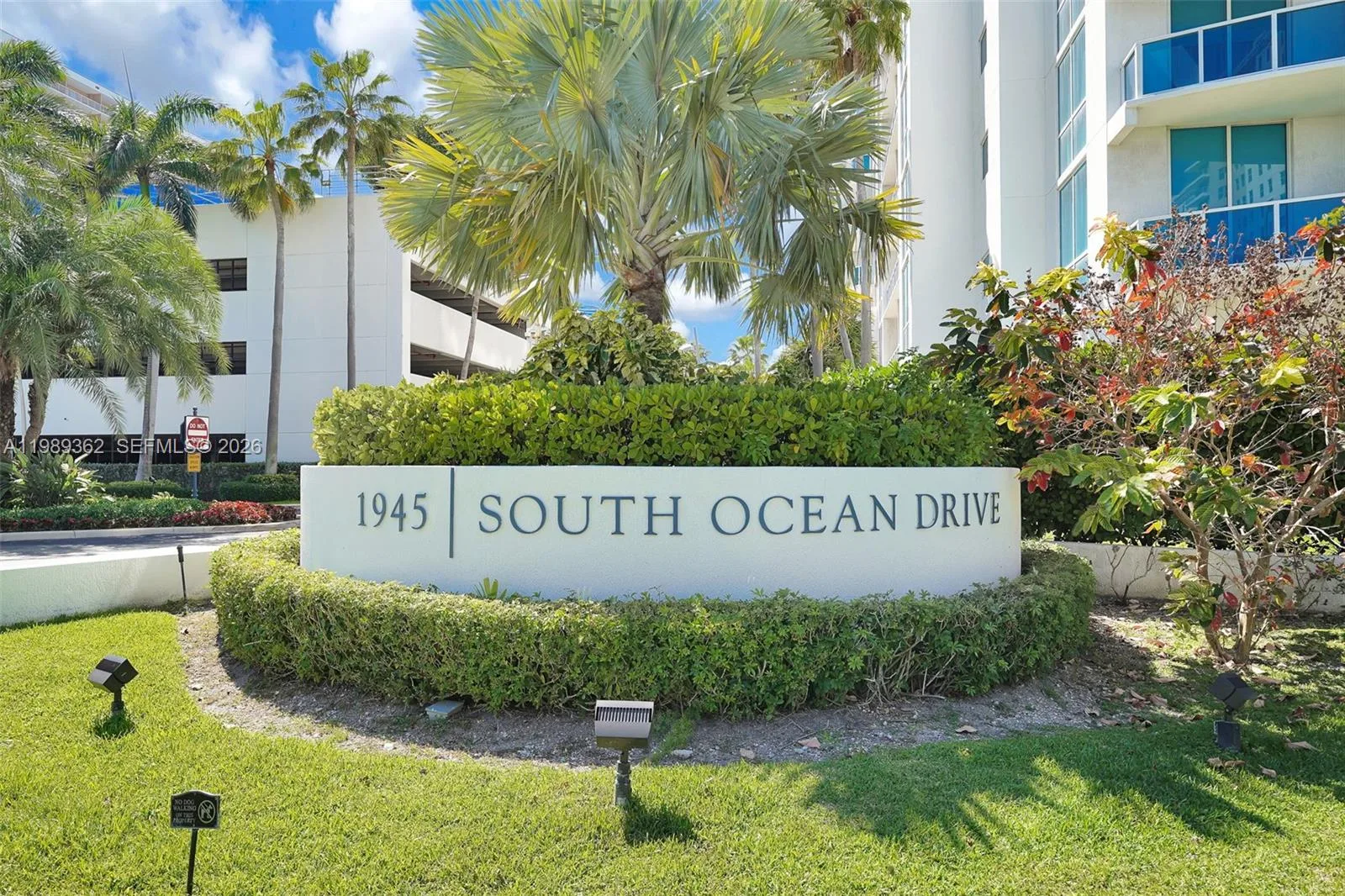 1945 S Ocean Dr # 906, Hallandale Beach, FL 33009