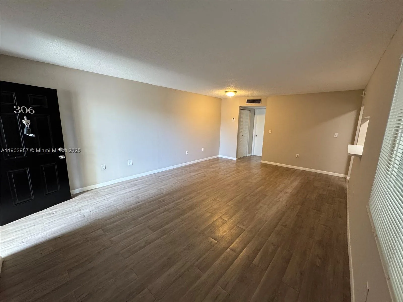 Casa Linda Apartments – photo 7