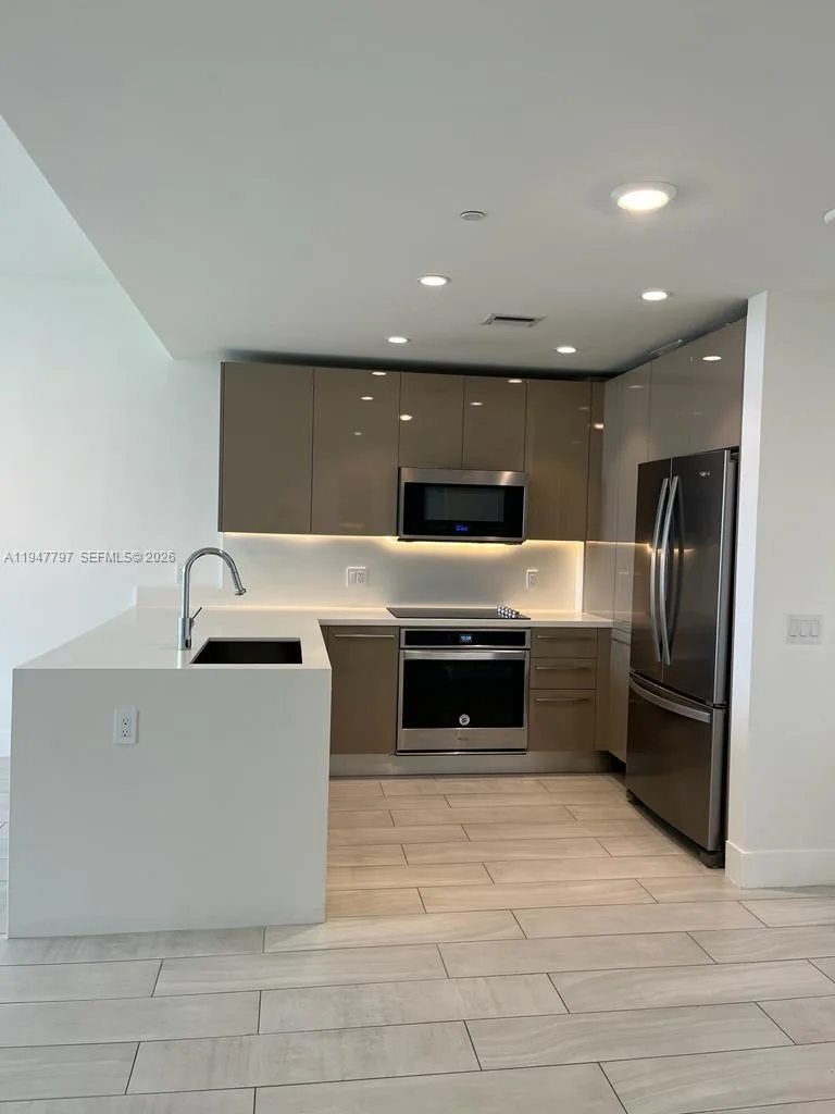 2000 Metropica Way # 1602, Sunrise, FL 33323 photo 3