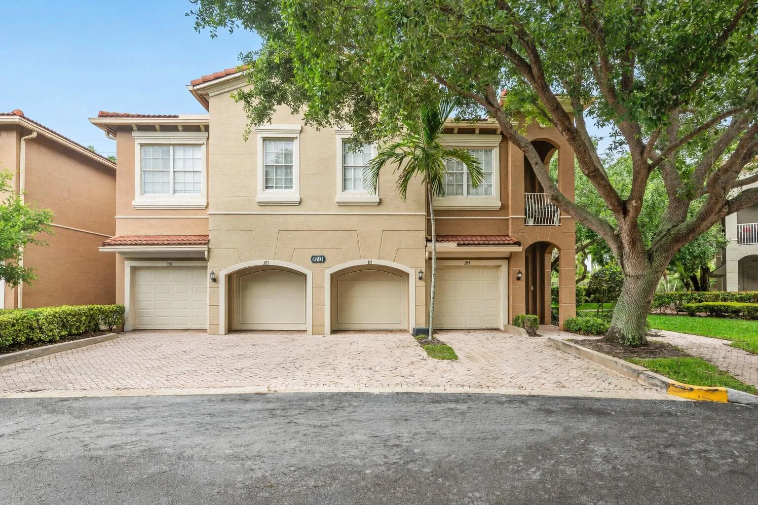 4891 Bonsai Circle # 101, Palm Beach Gardens, FL 33418