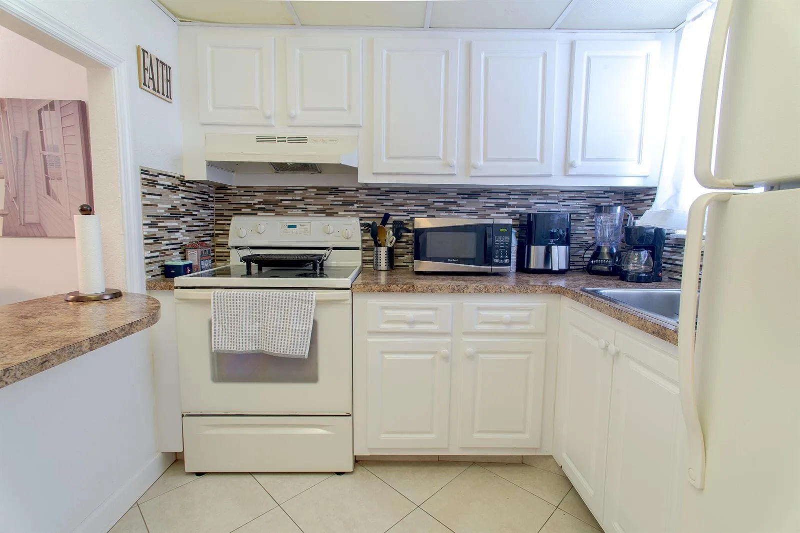 3091 E Sun Sunrise Lakes Drive E # 207, Sunrise, FL 33322