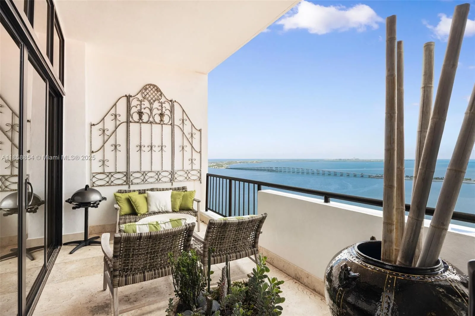 1581 Brickell Ave # T104, Miami, FL 33129