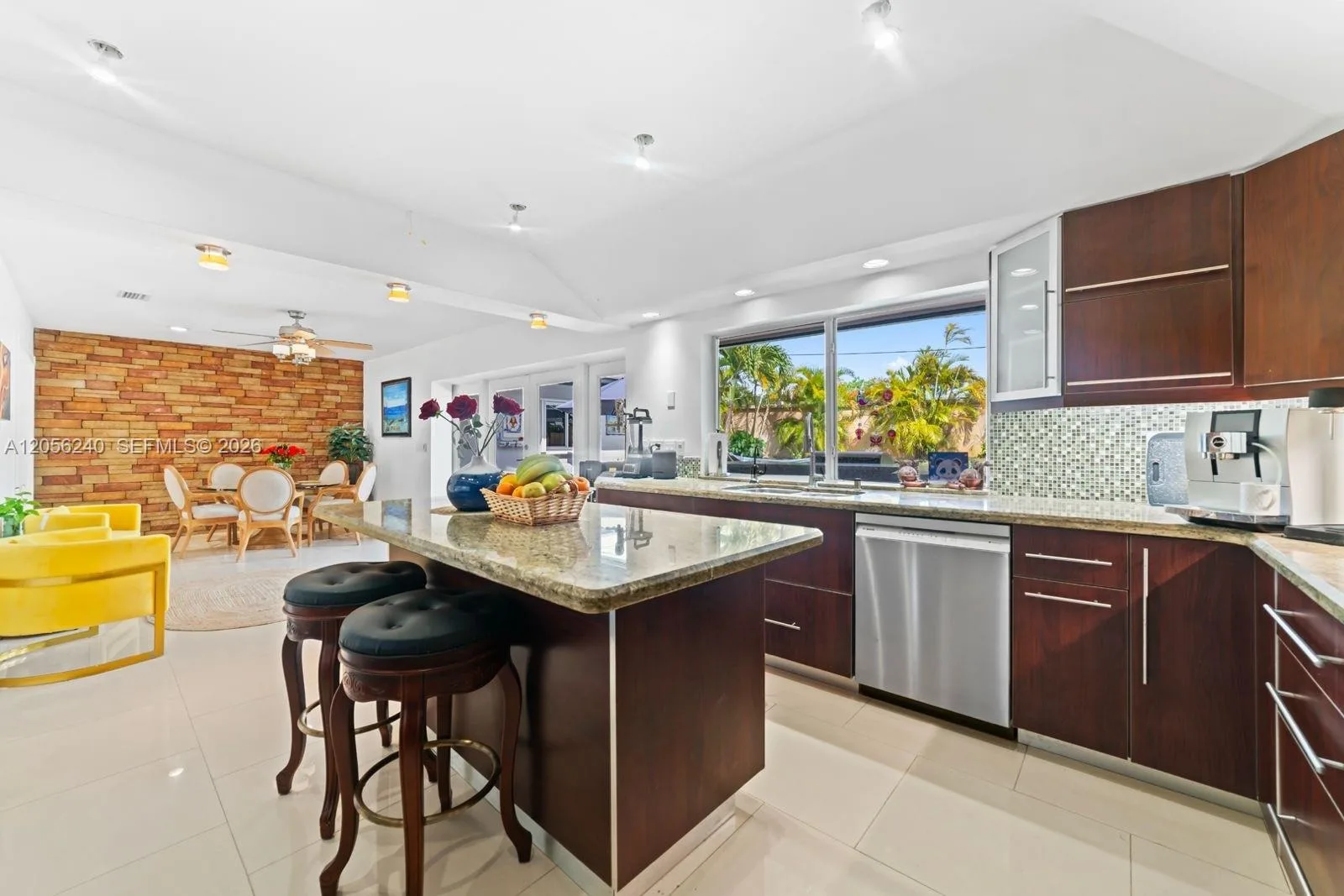930 NE 182nd Ter, North Miami Beach, FL 33162 photo 11