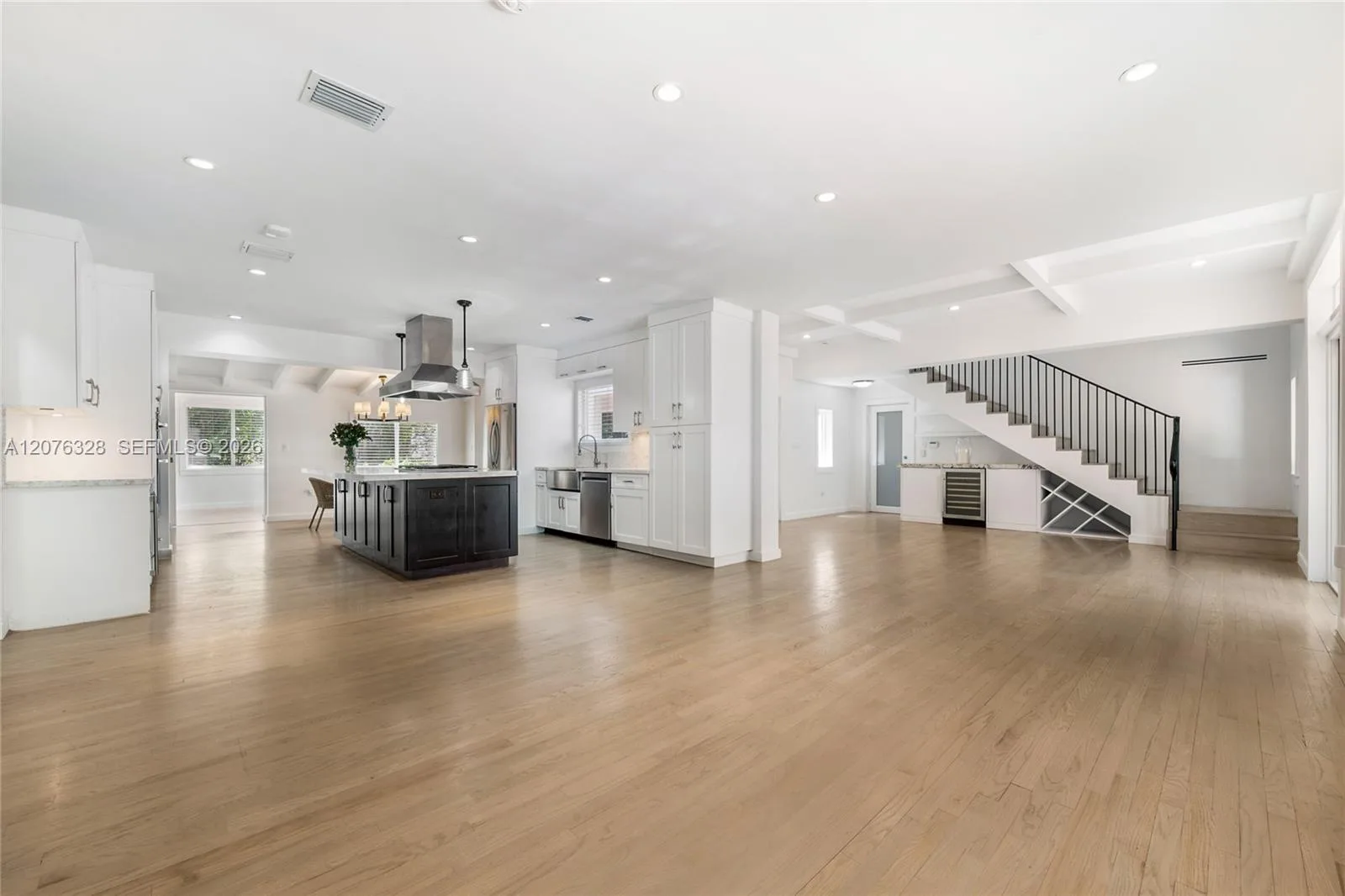 100 Sarto Ave, Coral Gables, FL 33134 photo 4