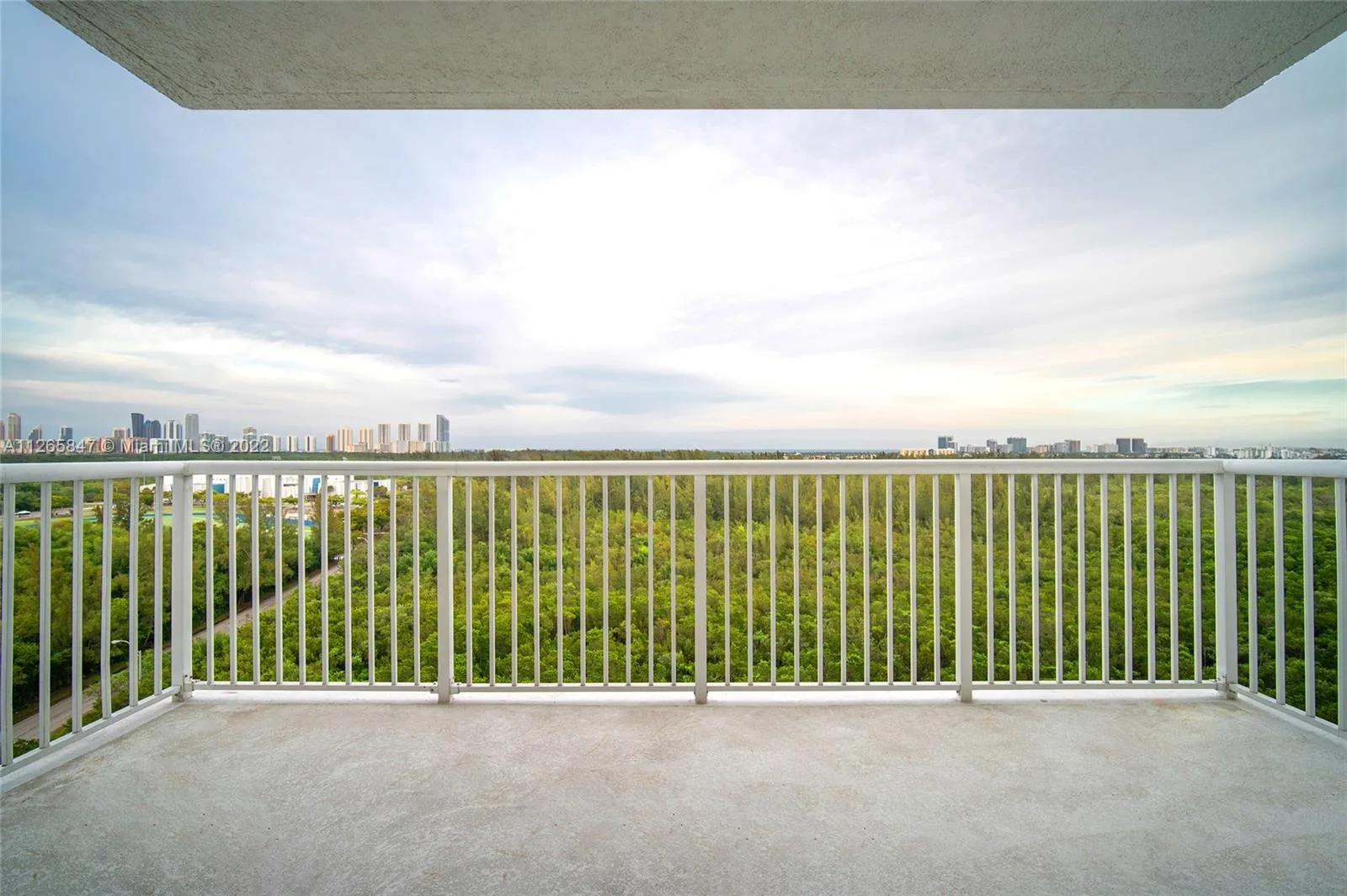 15051 Royal Oaks Ln # 1203, North Miami, FL 33181 photo 12