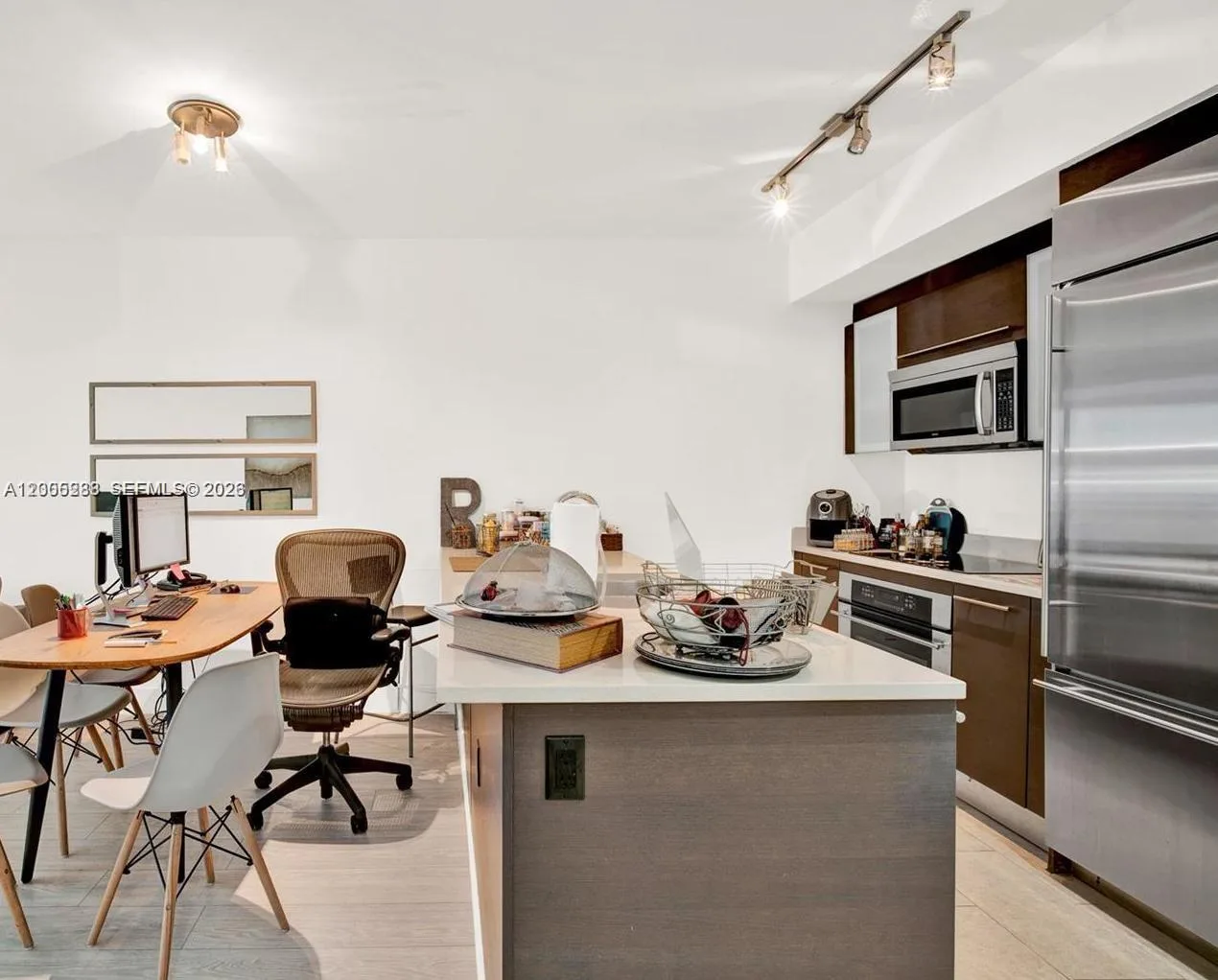 500 Brickell Ave # 3008, Miami, FL 33131 photo 6