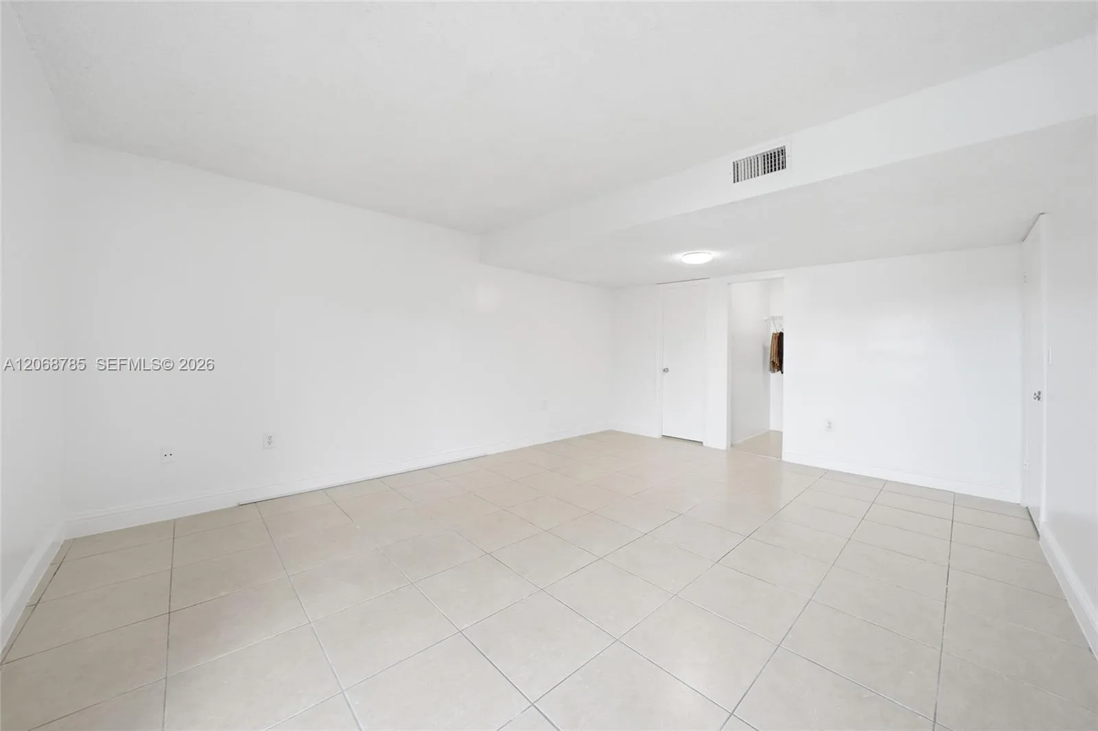 9375 Fontainebleau Blvd # L301, Miami, FL 33172 photo 10