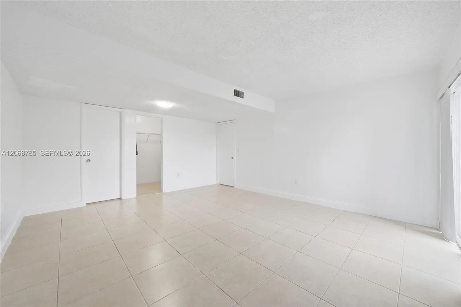 9375 Fontainebleau Blvd # L301, Miami, FL 33172 photo 11