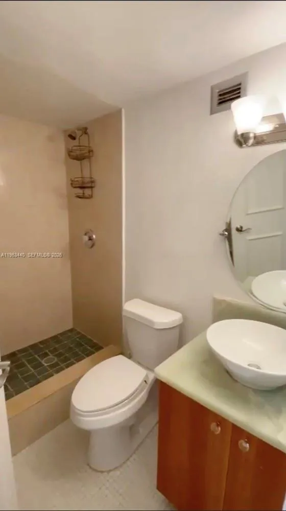 801 Brickell Bay Dr # 1470, Miami, FL 33131 photo 10