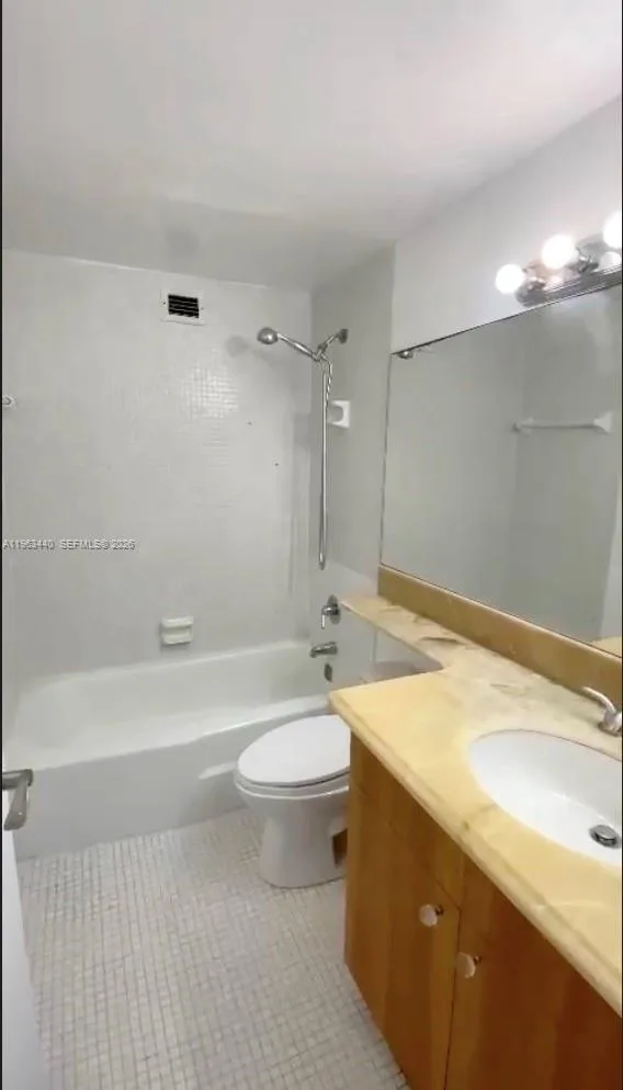801 Brickell Bay Dr # 1470, Miami, FL 33131 photo 13