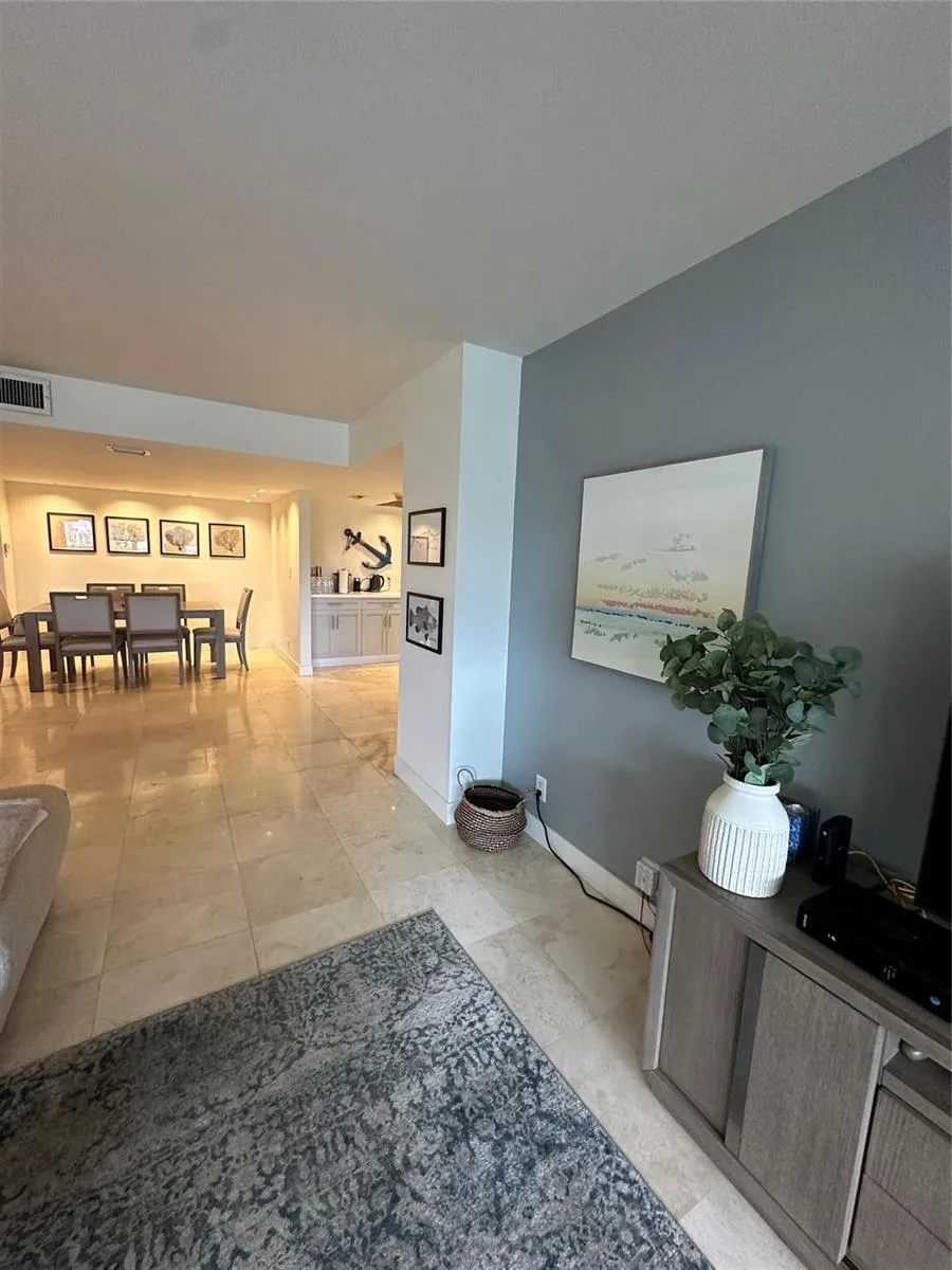 4900 N OCEAN Boulevard # 605, Lauderdale By The Sea, FL 33308