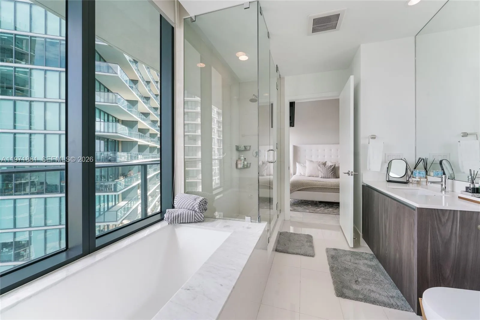 480 NE 31st St # 3407, Miami, FL 33137 photo 12