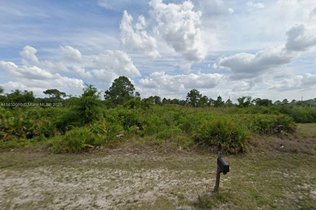 2703 40th St W, Lehigh Acres, FL 33971 photo 2