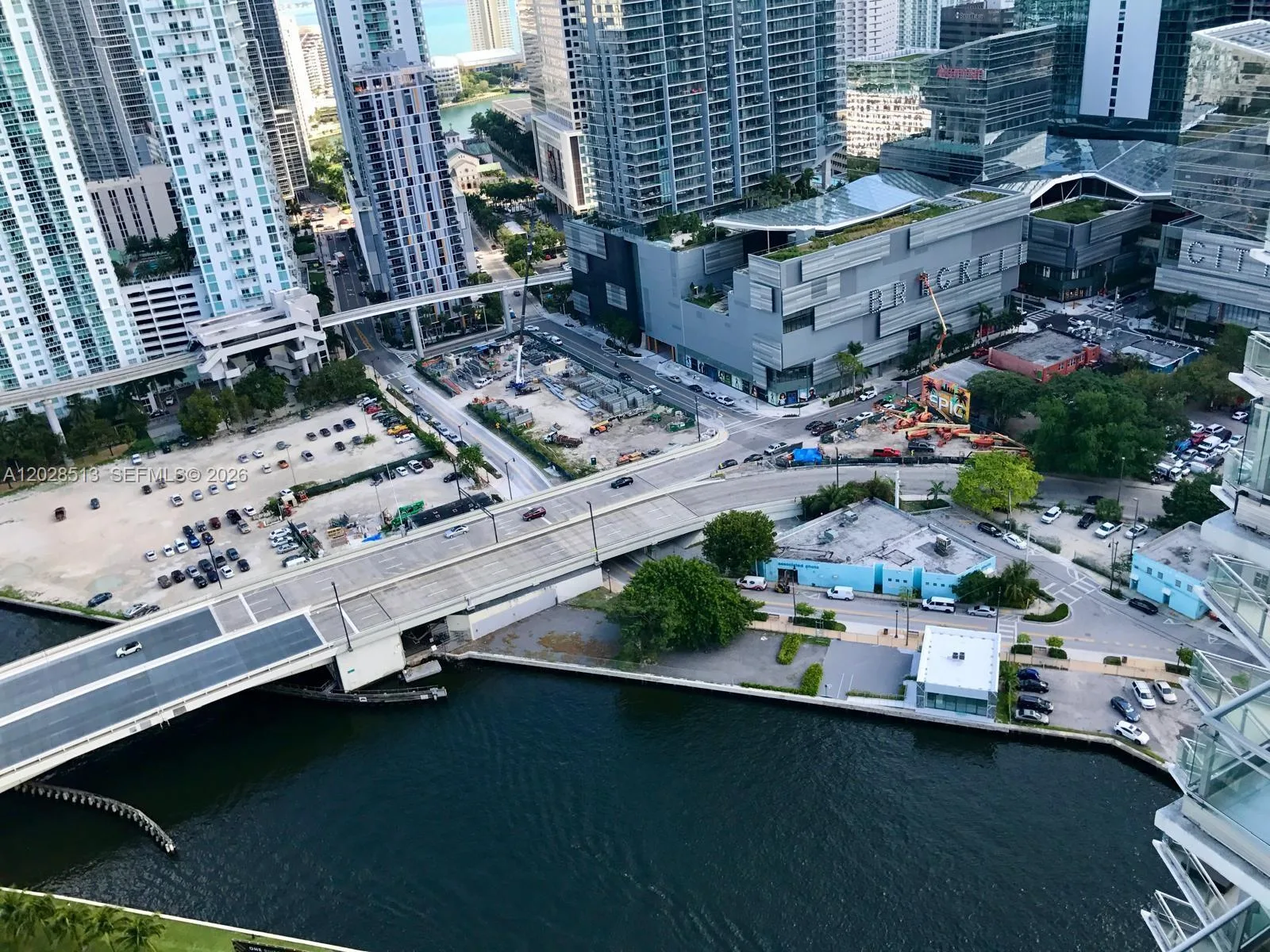 92 SW 3rd St # 3712, Miami, FL 33130 photo 5