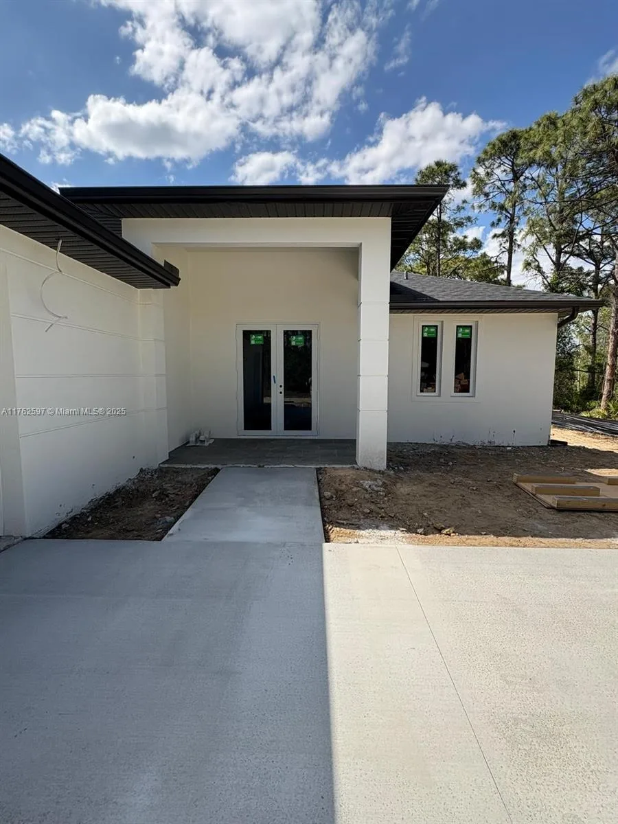727 ANACONDA AVE S # 727, Lehigh Acres, FL 33974 photo 2