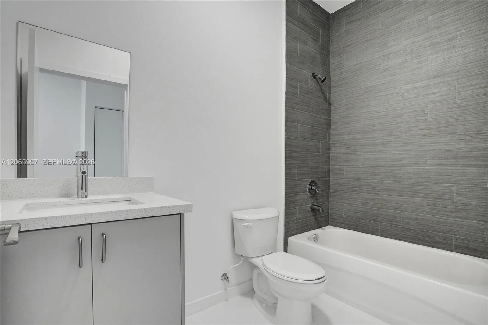1567 NW 1st St # 6, Miami, FL 33125 photo 6