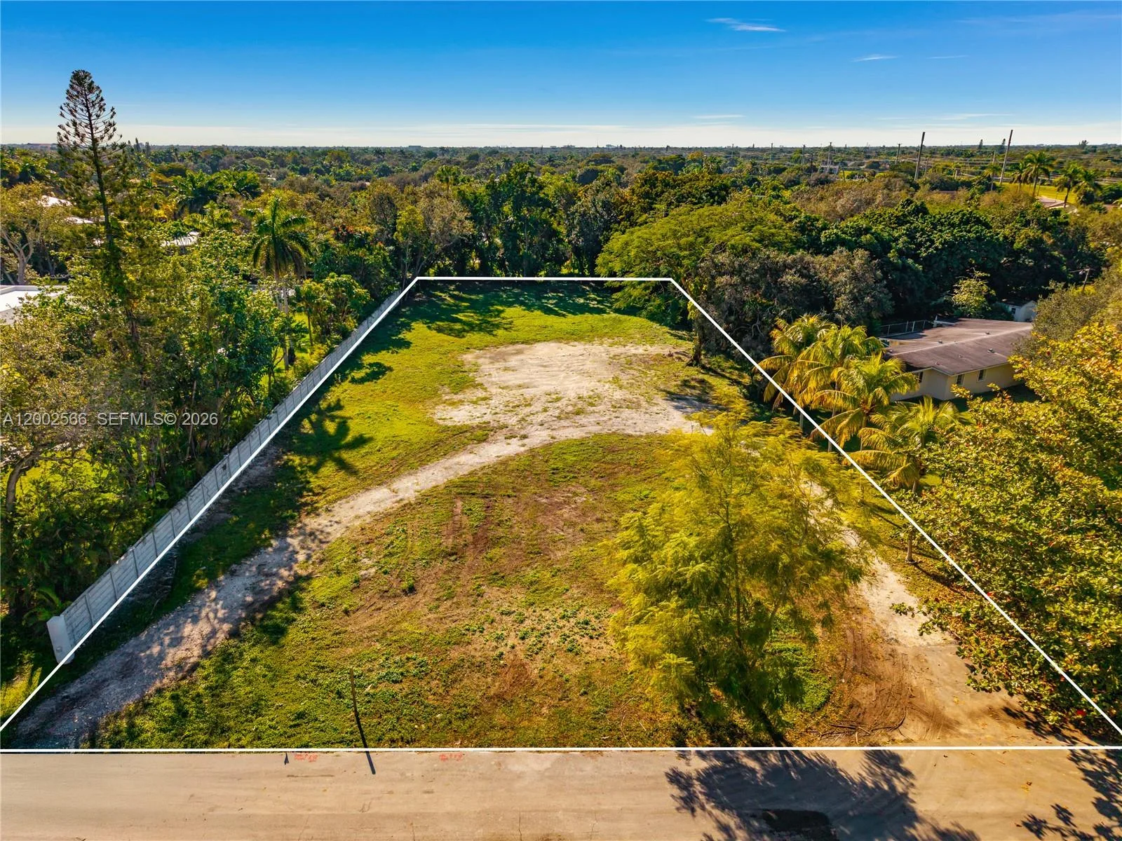 9800 SW 114th St, Miami, FL 33176