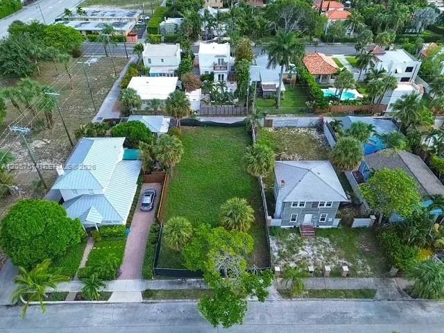 531 31st St, West Palm Beach, FL 33407 photo 2