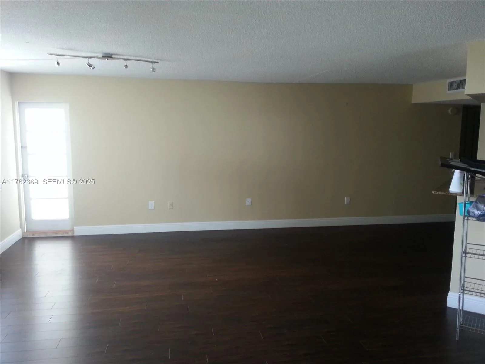 2750 NE 183rd St # 2607, Aventura, FL 33160 photo 2