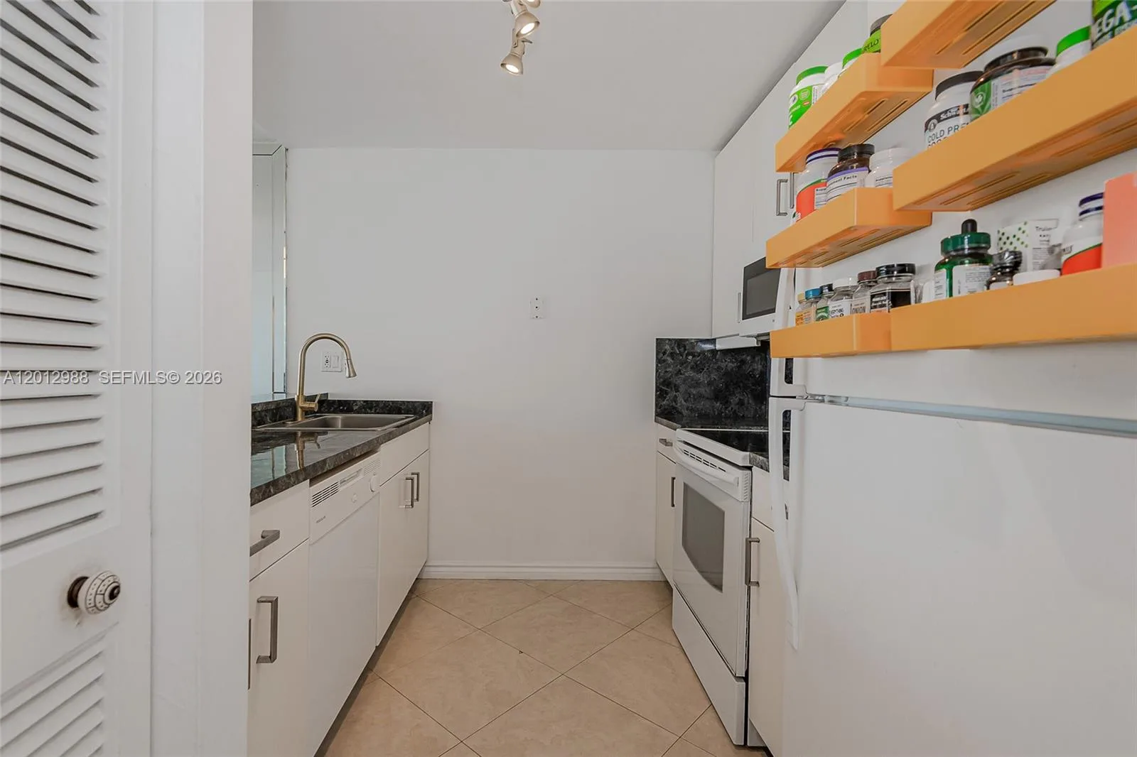600 NE 36th St # 706, Miami, FL 33137 photo 12
