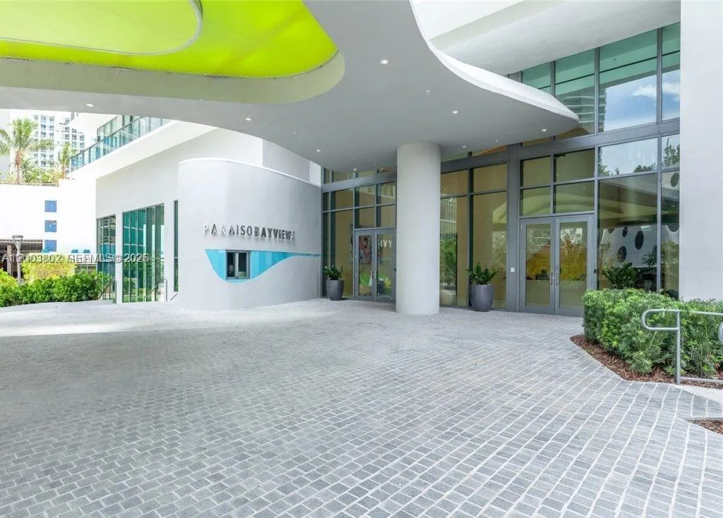 501 NE 31st St # 3404, Miami, FL 33137 photo 2