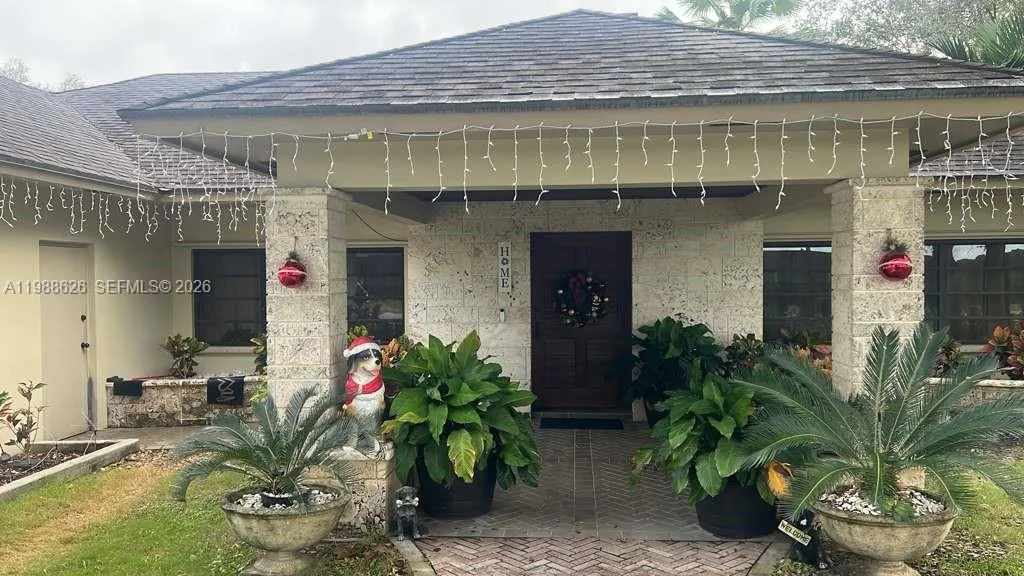 30705 SW 197th Ave, Homestead, FL 33030 photo 3