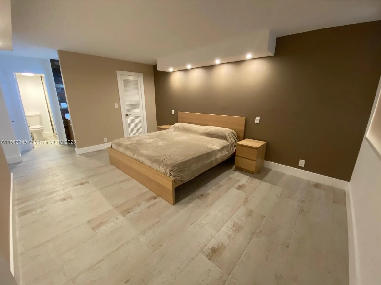 3161 S Ocean Dr # 1210, Hallandale Beach, FL 33009 photo 6