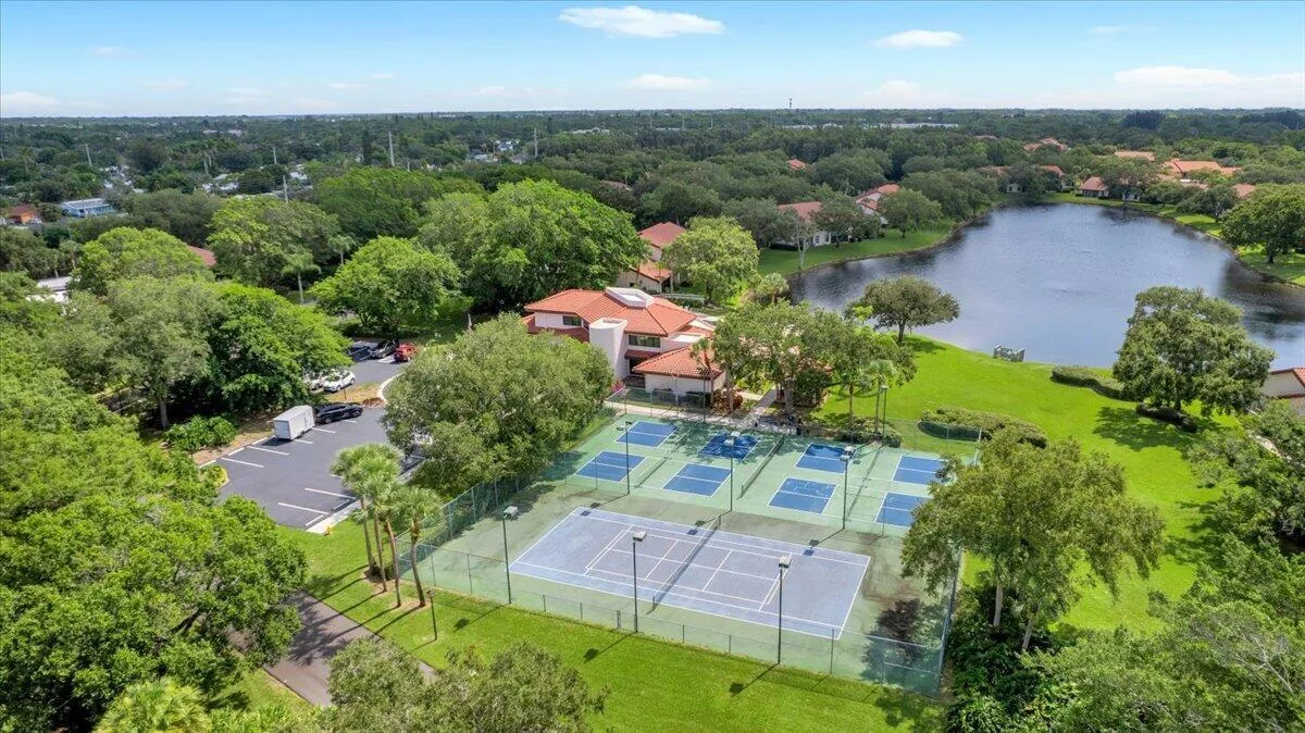 6050 SE Martinique Drive # 102, Stuart, FL 34997 photo 13