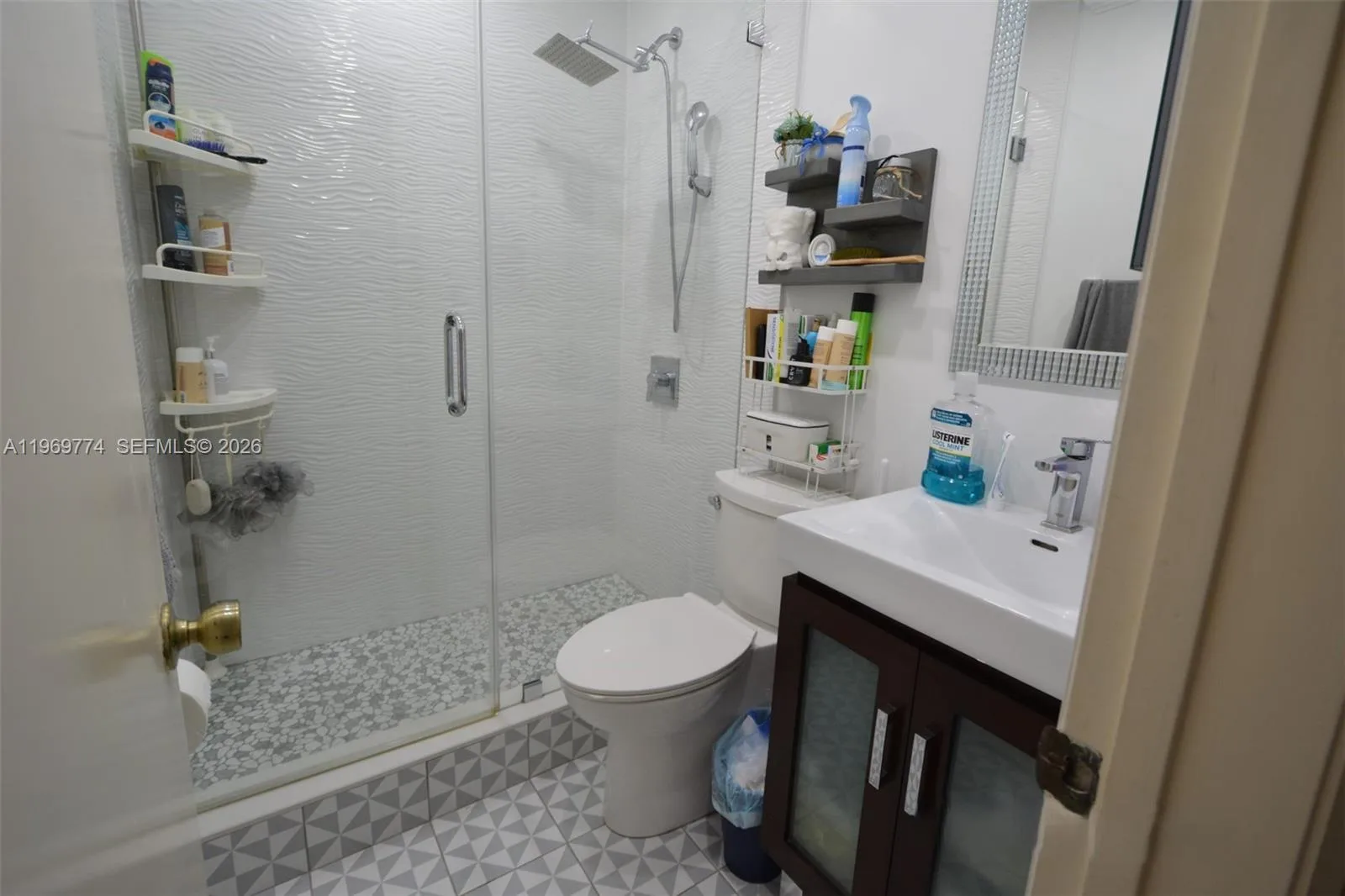 890 E 38th St, Hialeah, FL 33013 photo 10