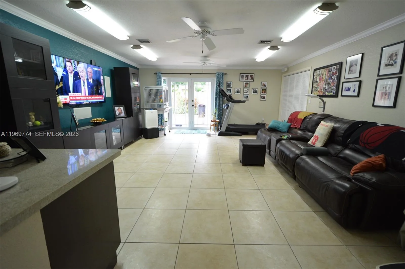 890 E 38th St, Hialeah, FL 33013 photo 4