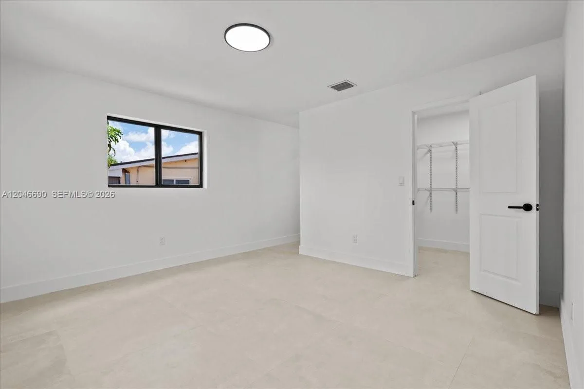 15920 SW 105th Ave, Miami, FL 33157 photo 13