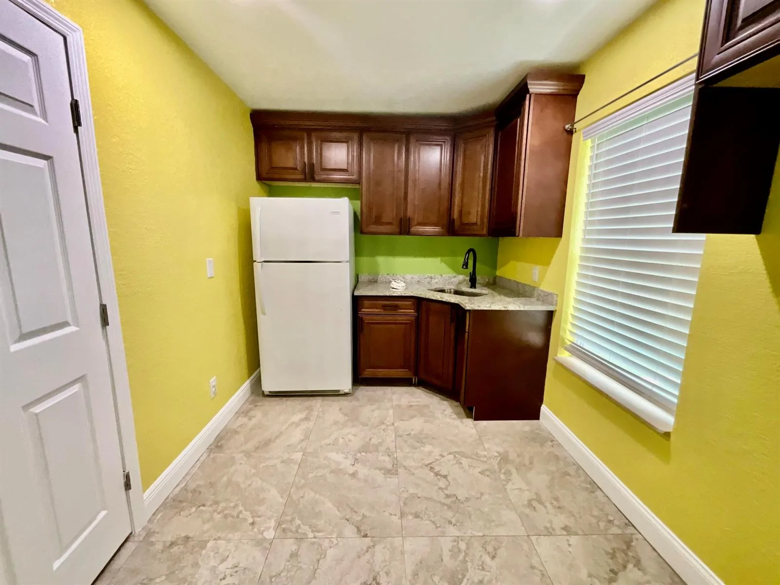 315 SW Dwight Avenue, Port St. Lucie, FL 34983 photo 9