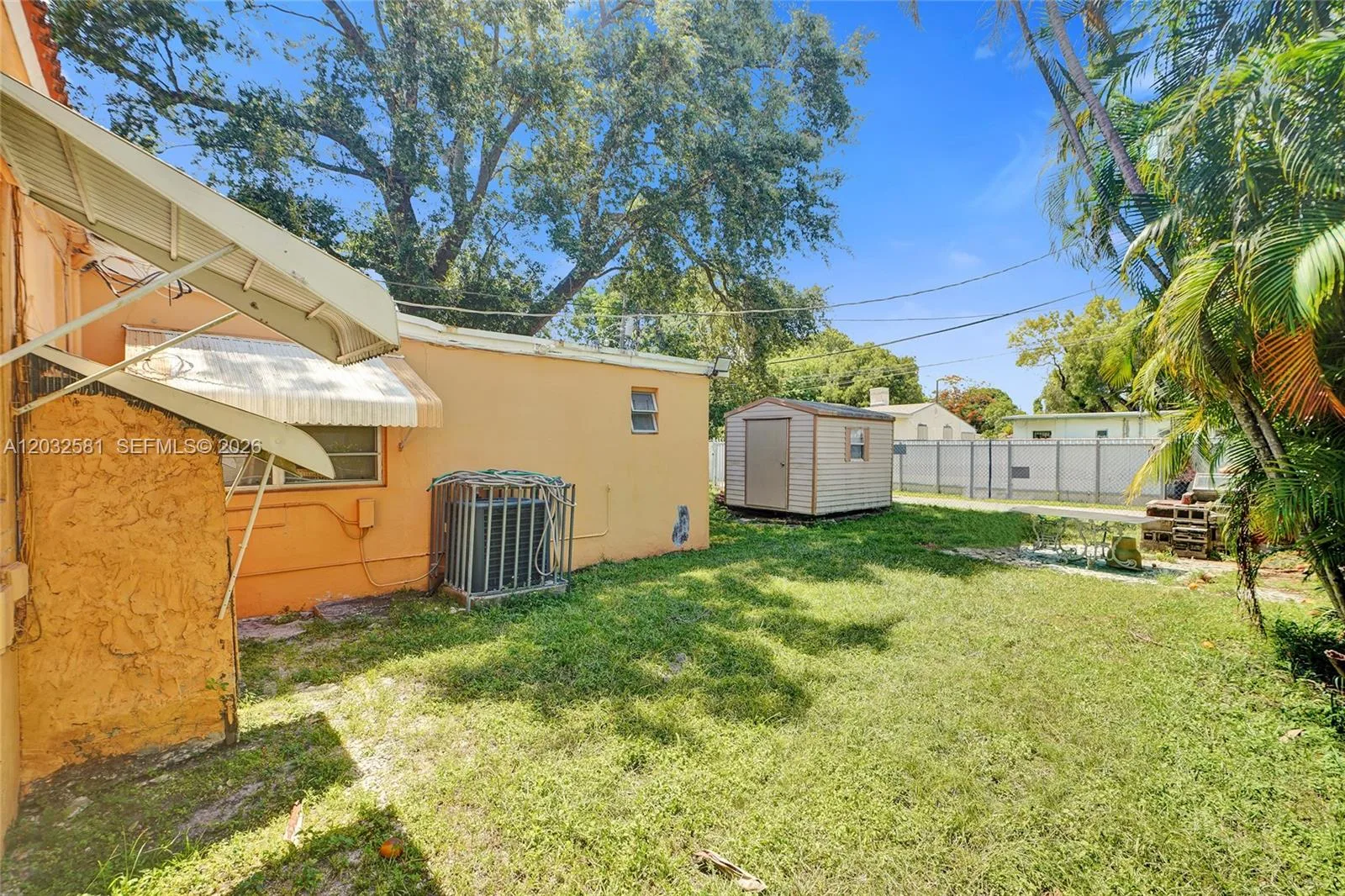 555 NW 46th St, Miami, FL 33127 photo 11