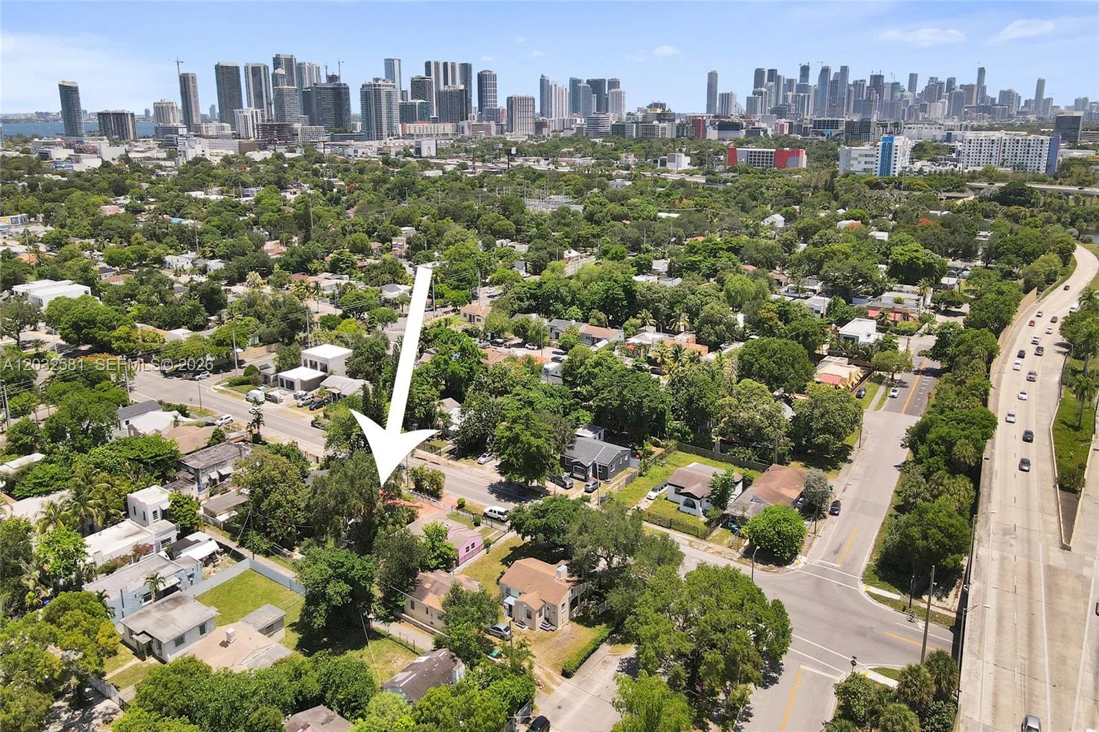 555 NW 46th St, Miami, FL 33127 photo 8