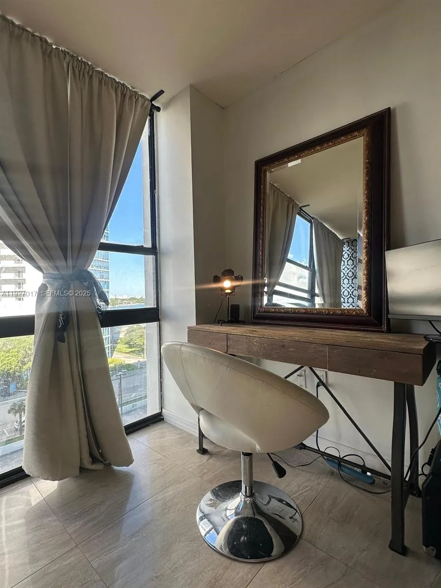 600 NE 36th St # 701, Miami, FL 33137 photo 13