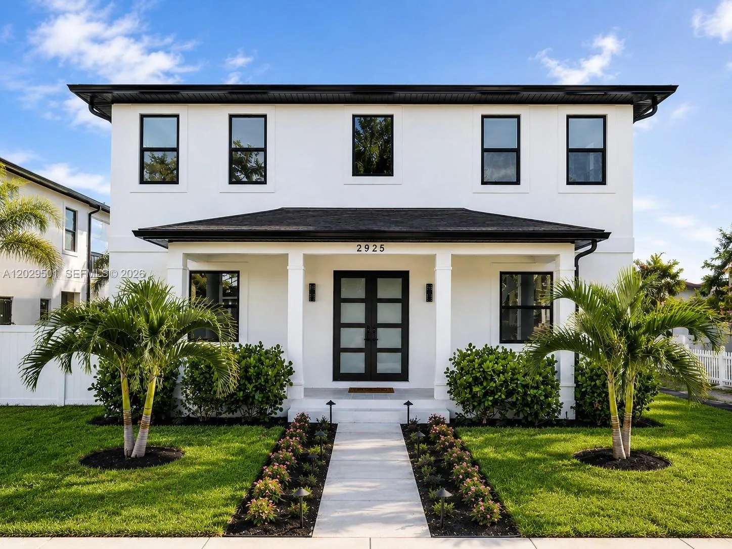 2925 13th St N, St Petersburg, FL 33704