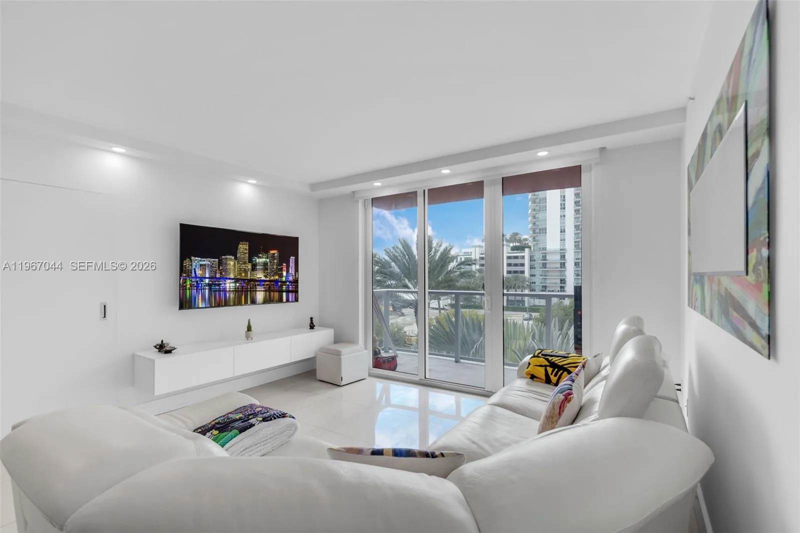 1155 Brickell Bay Dr # 303, Miami, FL 33131 photo 6