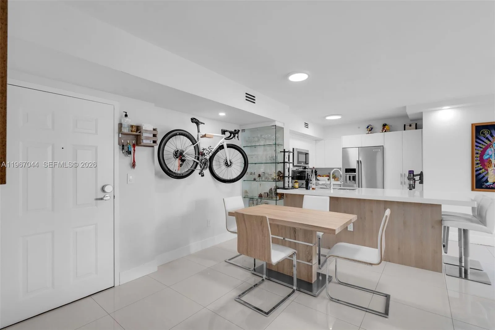 1155 Brickell Bay Dr # 303, Miami, FL 33131 photo 7