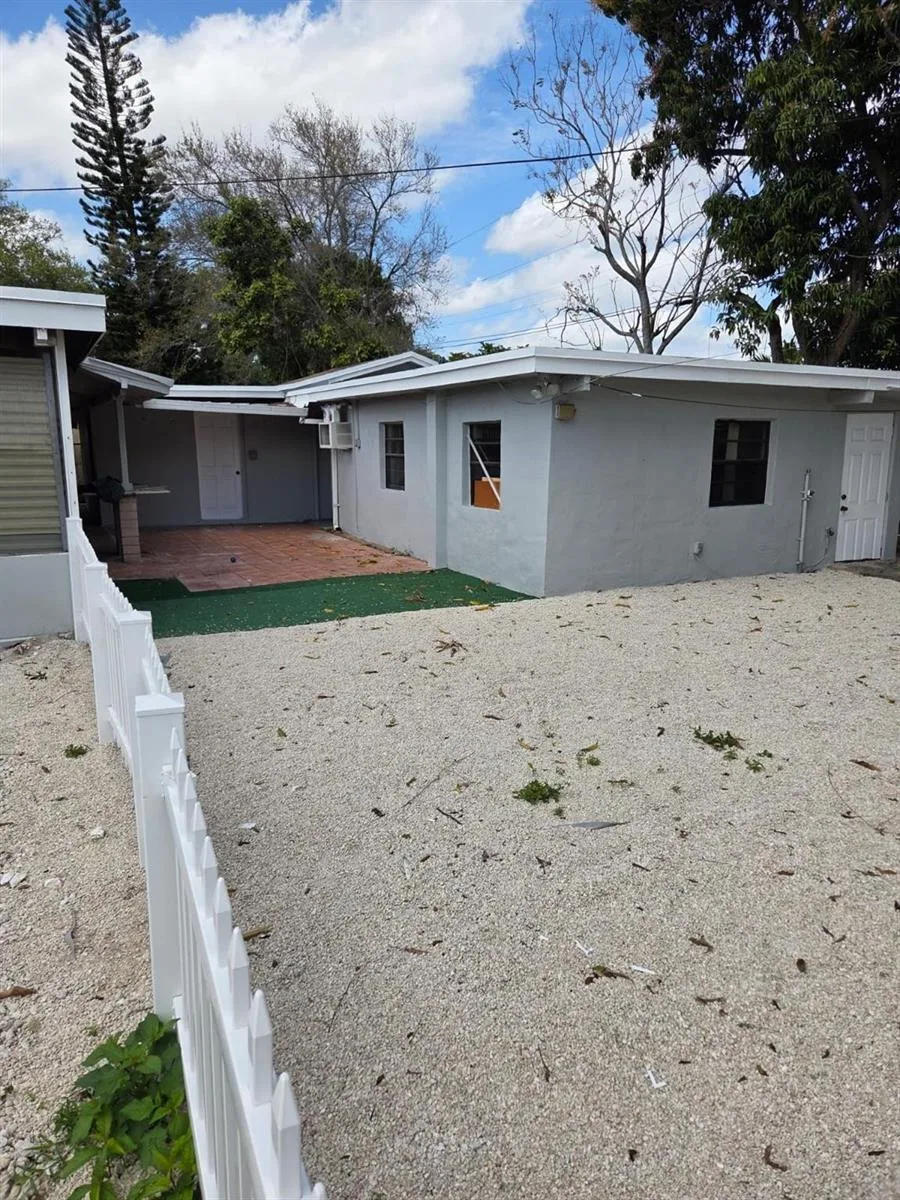 31 Edmund Road # #5, West Park, FL 33023 photo 11